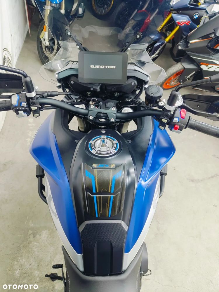 QJMOTOR SRT 800SX - 15