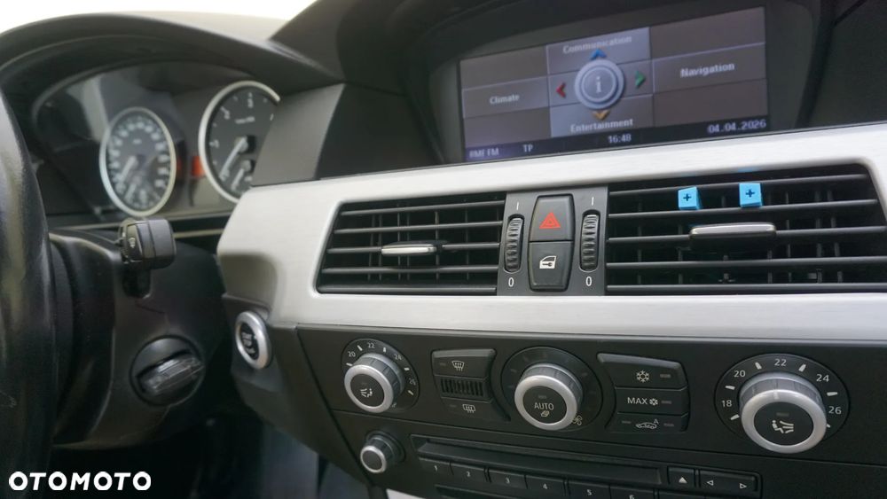 BMW Seria 5 520d - 23