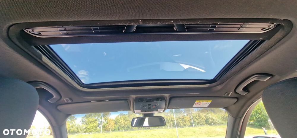 BMW Seria 3 320i Sport Line - 22