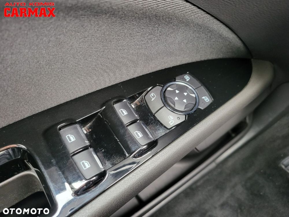 Ford Mondeo - 23