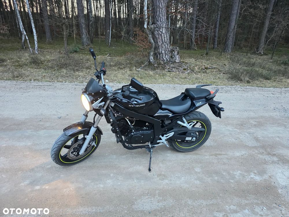 Hyosung GT Comet - 3