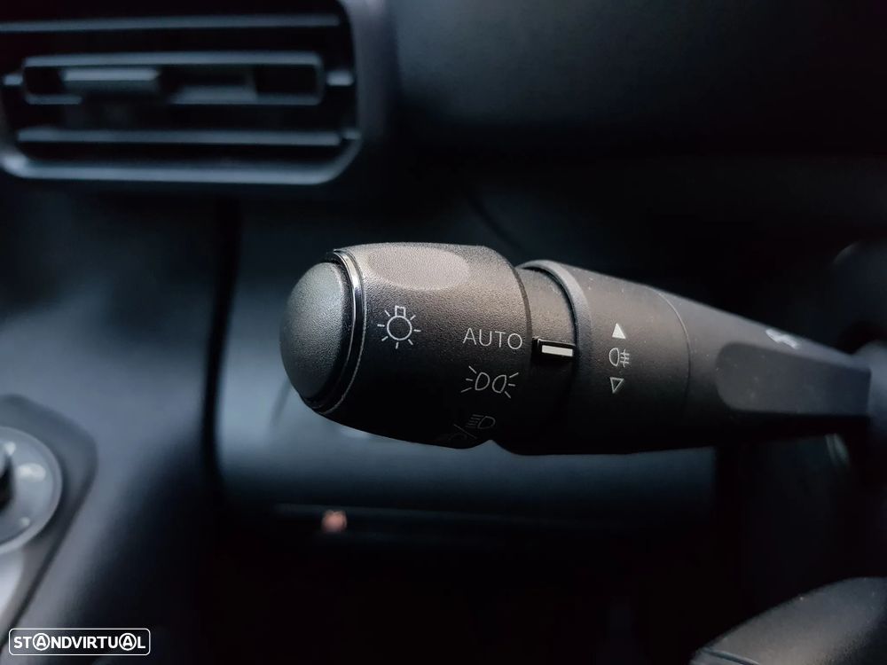 Peugeot Partner 3 Lugares - 42