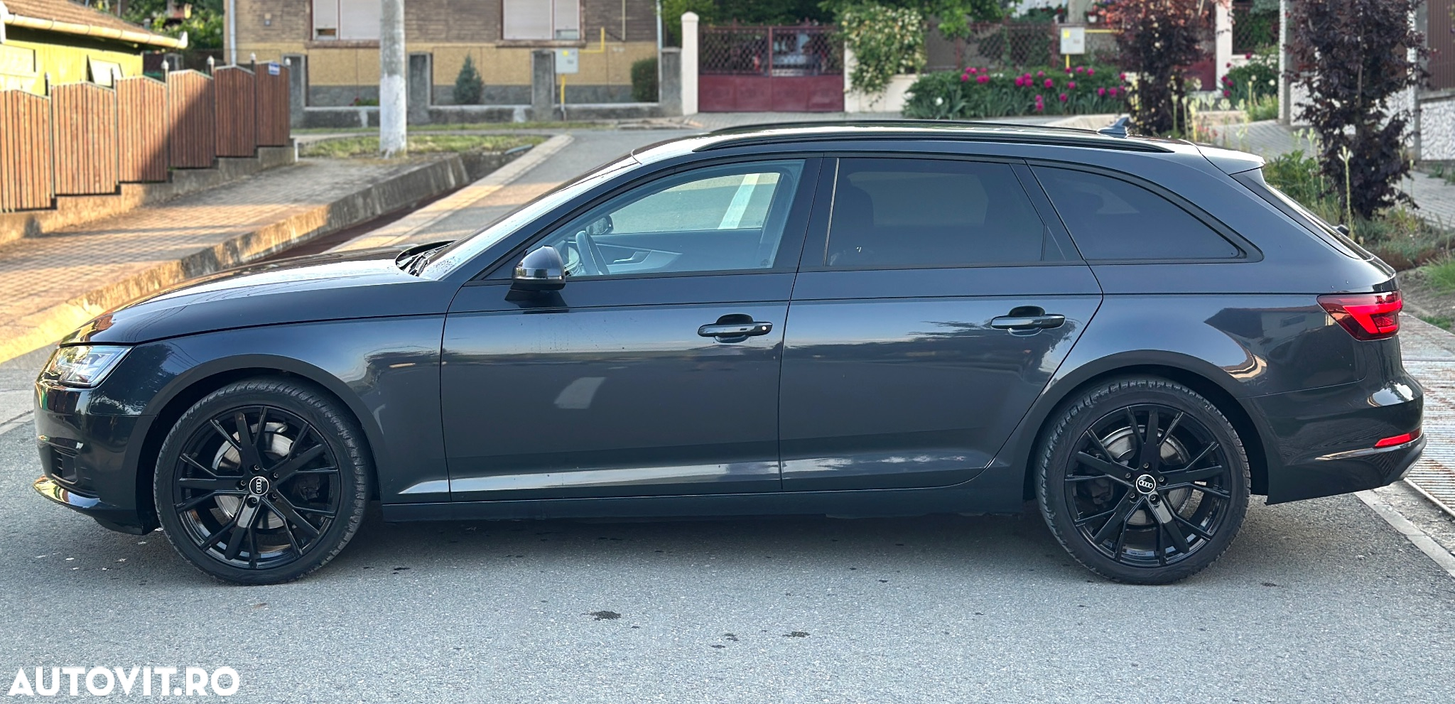 Audi A4 Avant 2.0 TDI ultra S tronic Design - 5