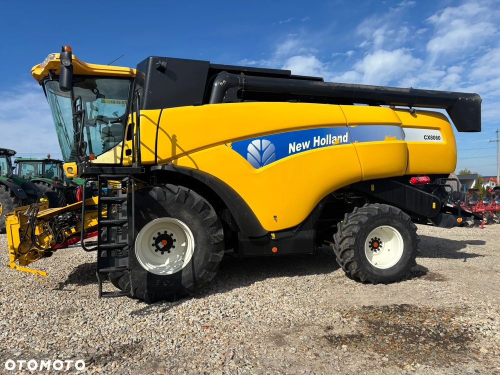 New Holland CX8060 - 10