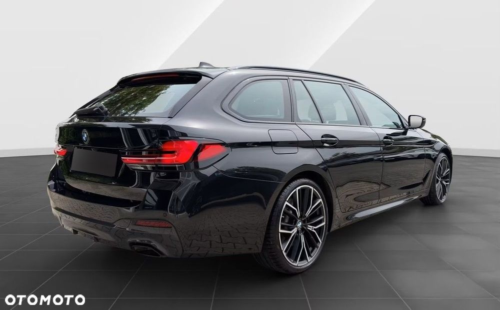 BMW Seria 5 540d xDrive mHEV M Sport sport - 6