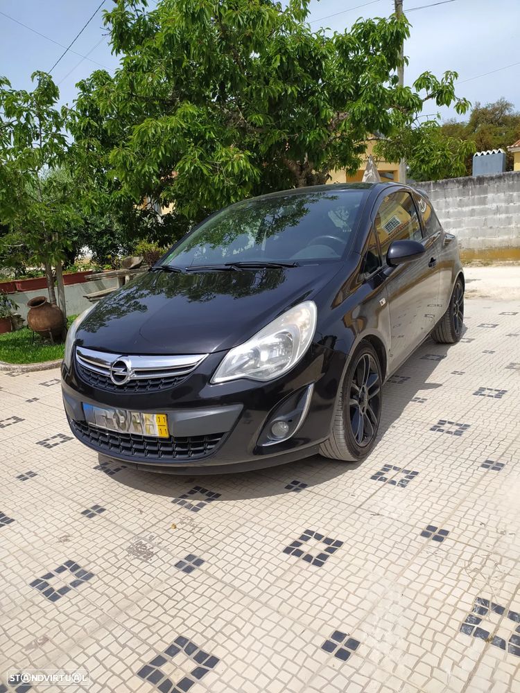 Opel Corsa 1.2 Black Edition - 3