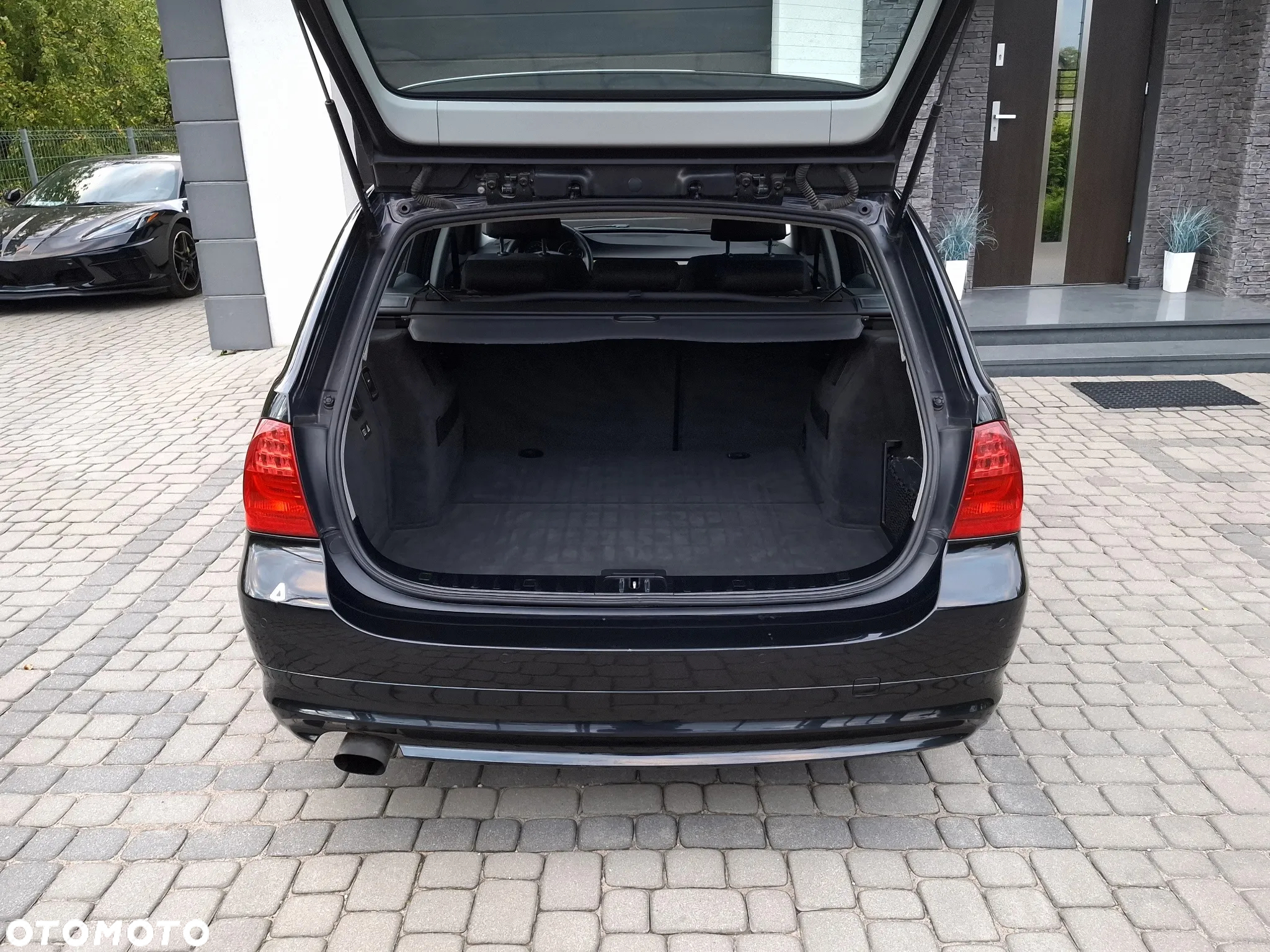 BMW Seria 3 318i Touring Edition Exclusive - 15