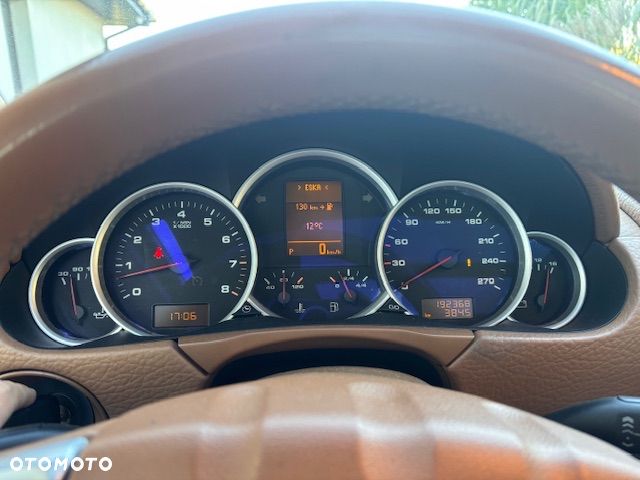 Porsche Cayenne Tiptronic S GTS - 12