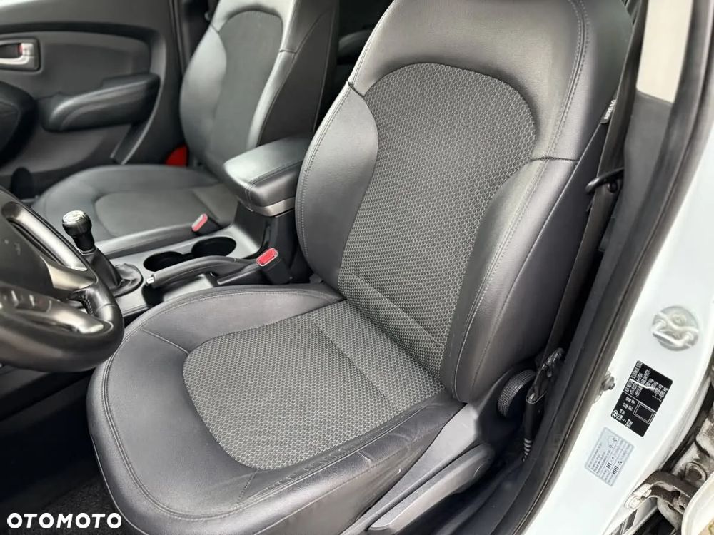 Hyundai ix35 2.0 2WD Style - 14