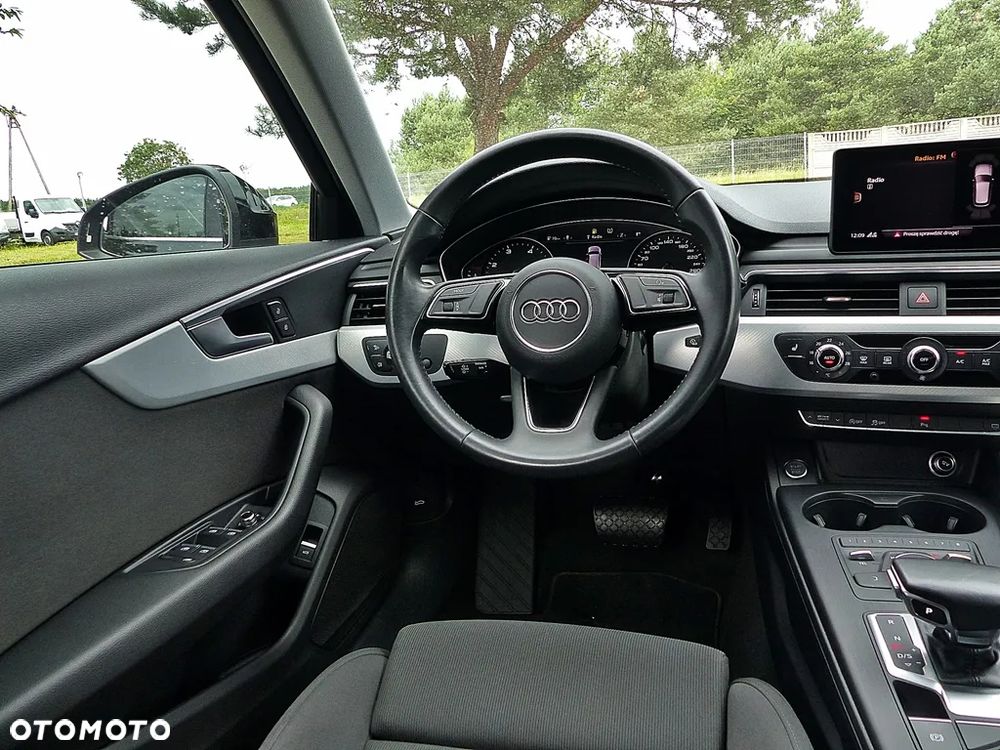 Audi A4 - 35