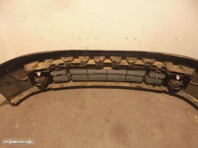 PARA-CHOQUES FRONTAL RENAULT KANGOO 2005 - - 3