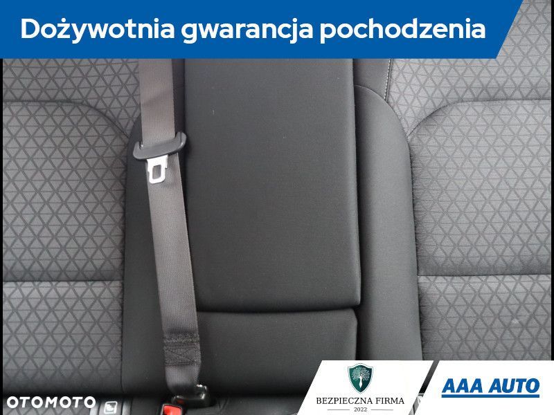 Kia Ceed - 11