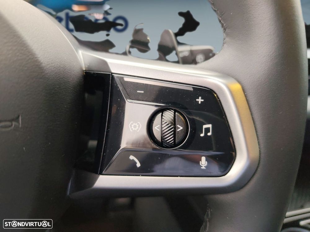 BMW 530 e Pack Desportivo M - 19