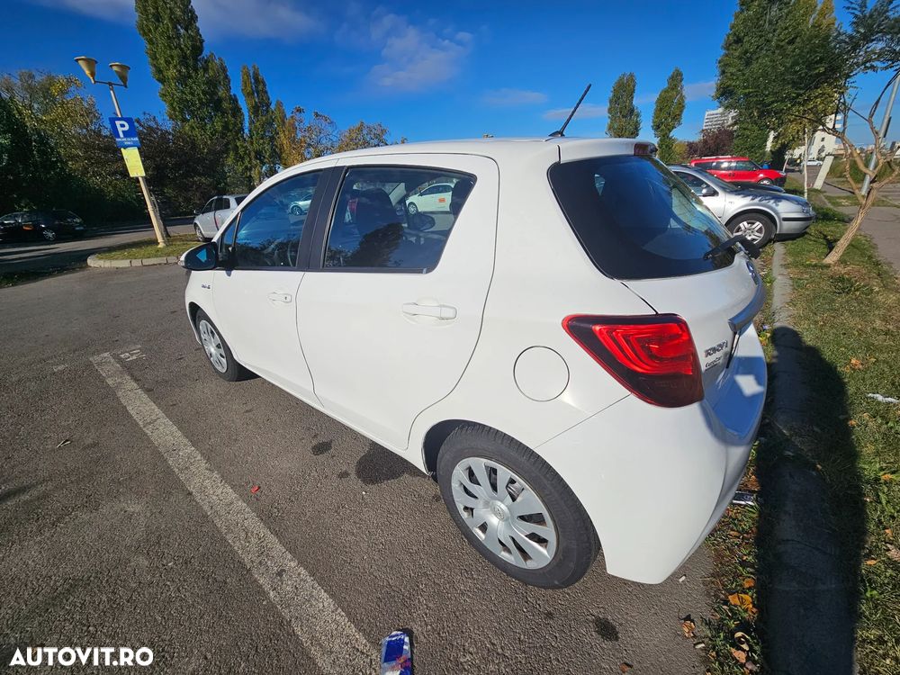 Toyota Yaris - 4