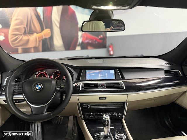 BMW 530 Gran Turismo d Pack M - 16