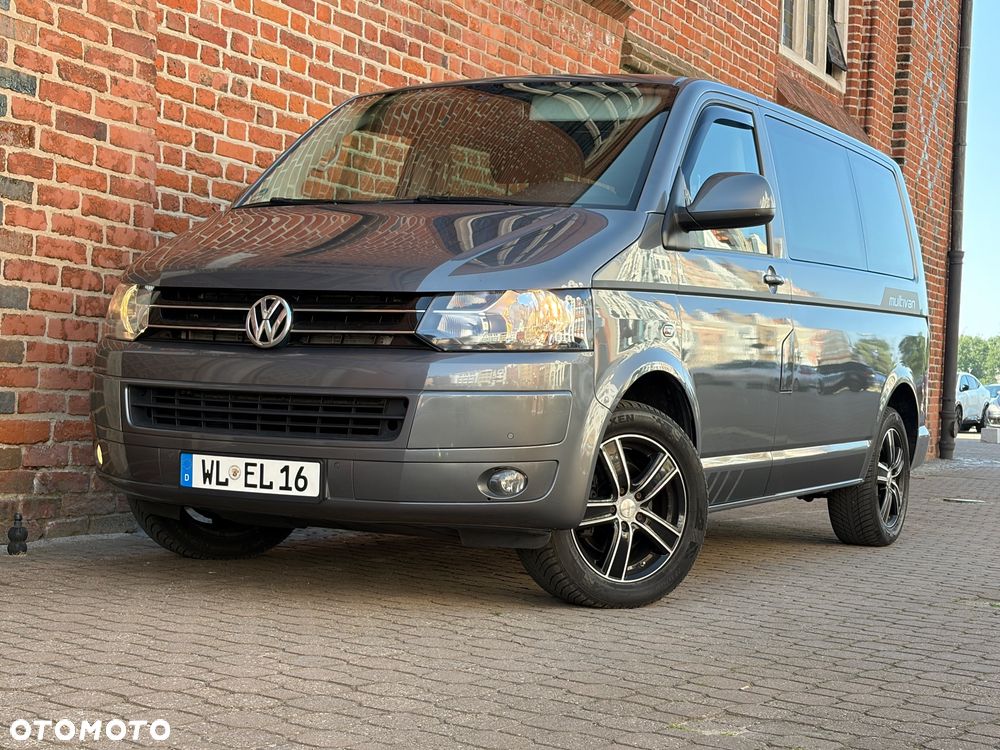 Volkswagen Multivan - 1