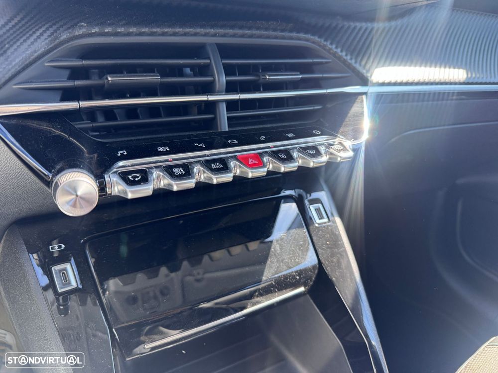 Peugeot 208 1.2 PureTech Allure - 10