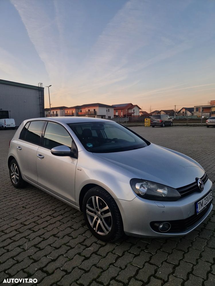Volkswagen Golf 1.6 TDI DPF BlueMotion Technology Highline - 1