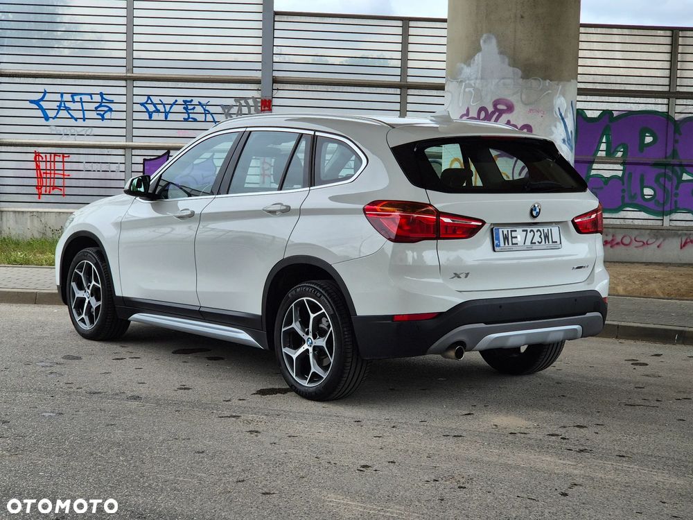 BMW X1 sDrive18i GPF Advantage - 11