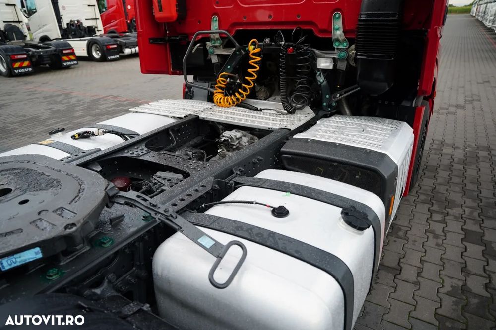 Mercedes-Benz ACTROS 1845 / MEGA / PLATĂ JOSĂ / MP5 / SPAȚIU MARE / 100% ANVELOPE / CONTRACT POST-SERVICE - 17