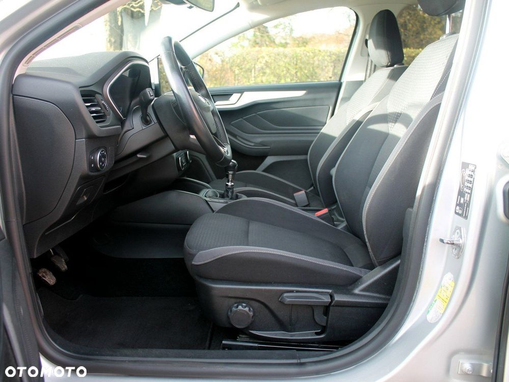 Ford Focus - 16
