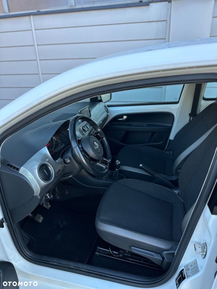 Volkswagen up! - 7