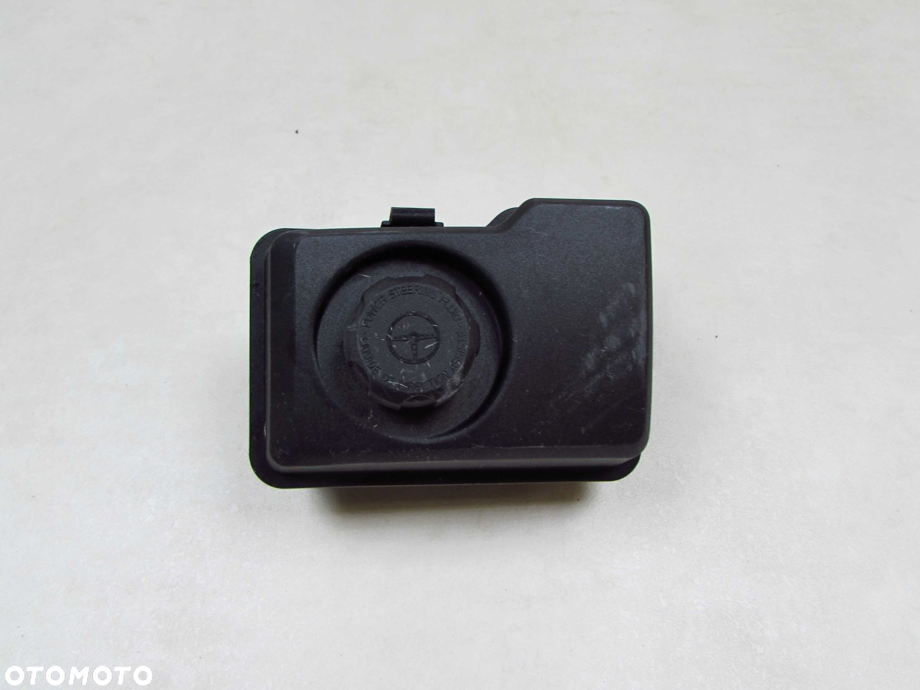 VOLVO XC90 2.5 T5 2.9 T6 02-12 ZBIORNICZEK ZBIORNIK PLYNU WSPOMAGANIA 30680304 - 2