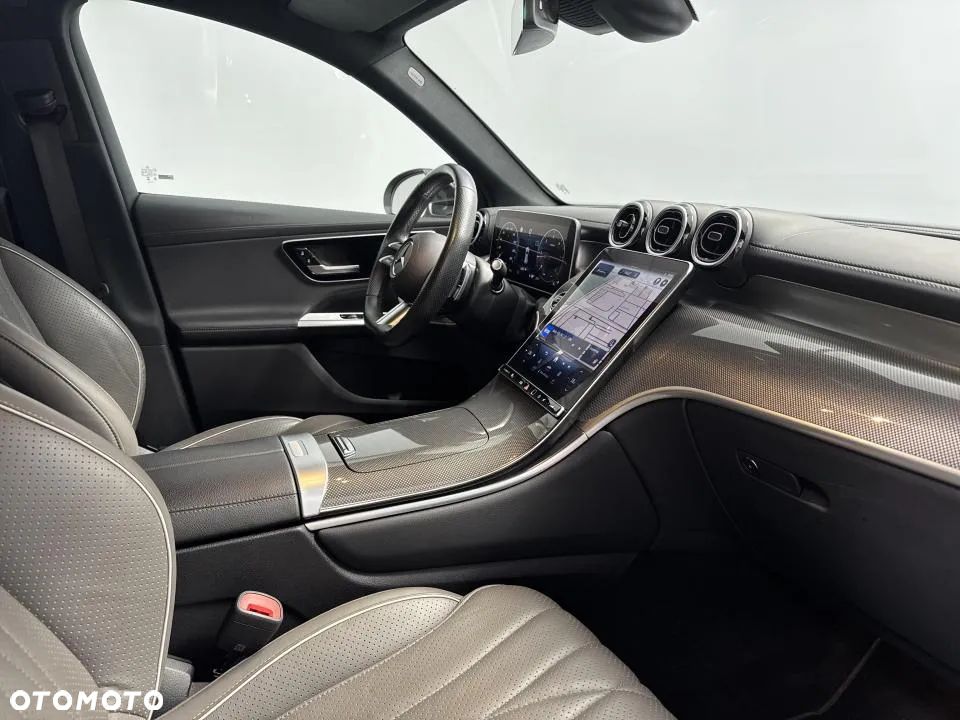 Mercedes-Benz GLC 300 d 4-Matic - 23