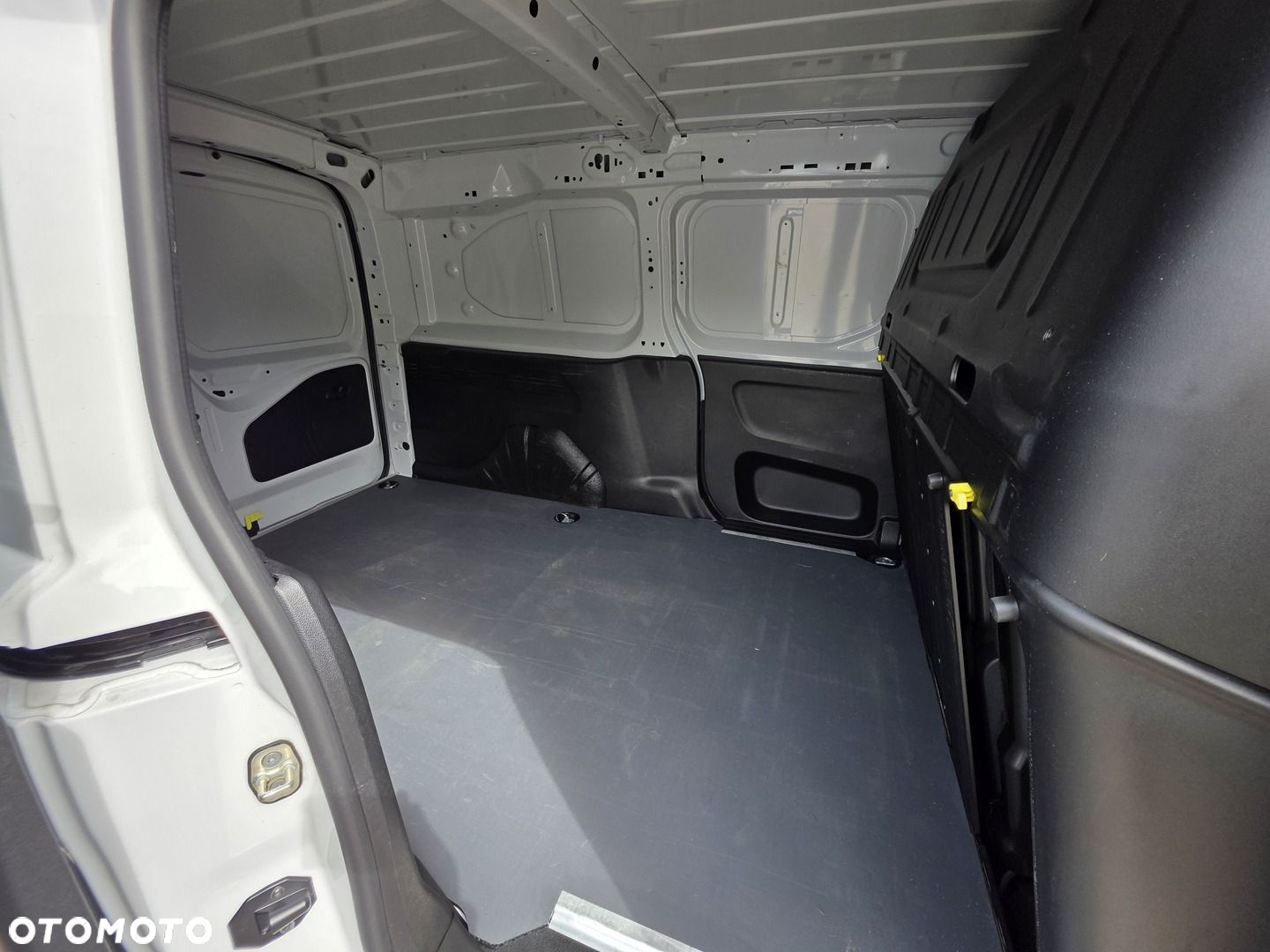 Toyota PROACE CITY - 15