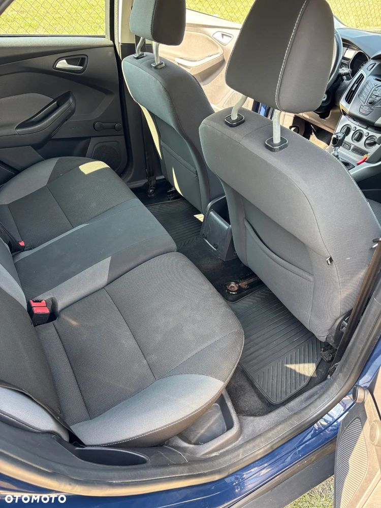 Ford Focus 1.6 TDCi Ambiente - 6