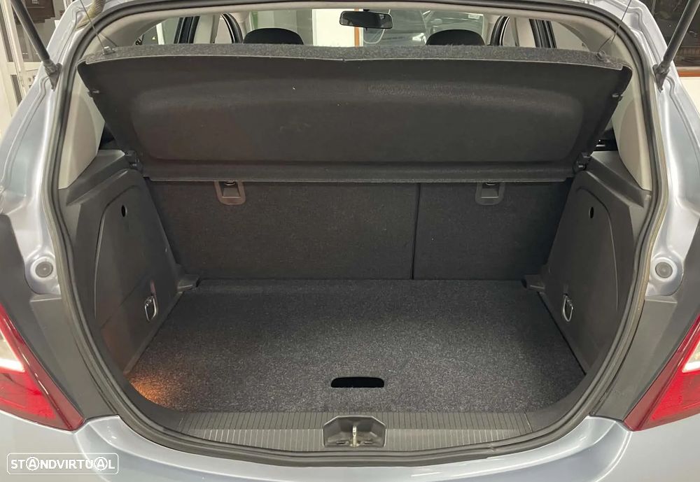 Opel Corsa 1.2 Enjoy - 25