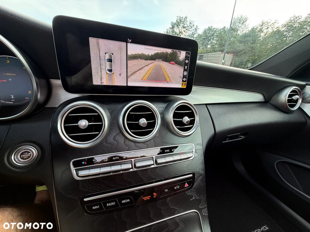 Mercedes-Benz Klasa C 300 d 4MATIC 9G-TRONIC - 24