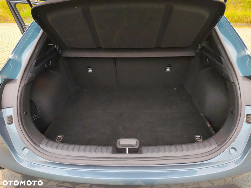 Kia XCeed 1.5 T-GDI M - 17