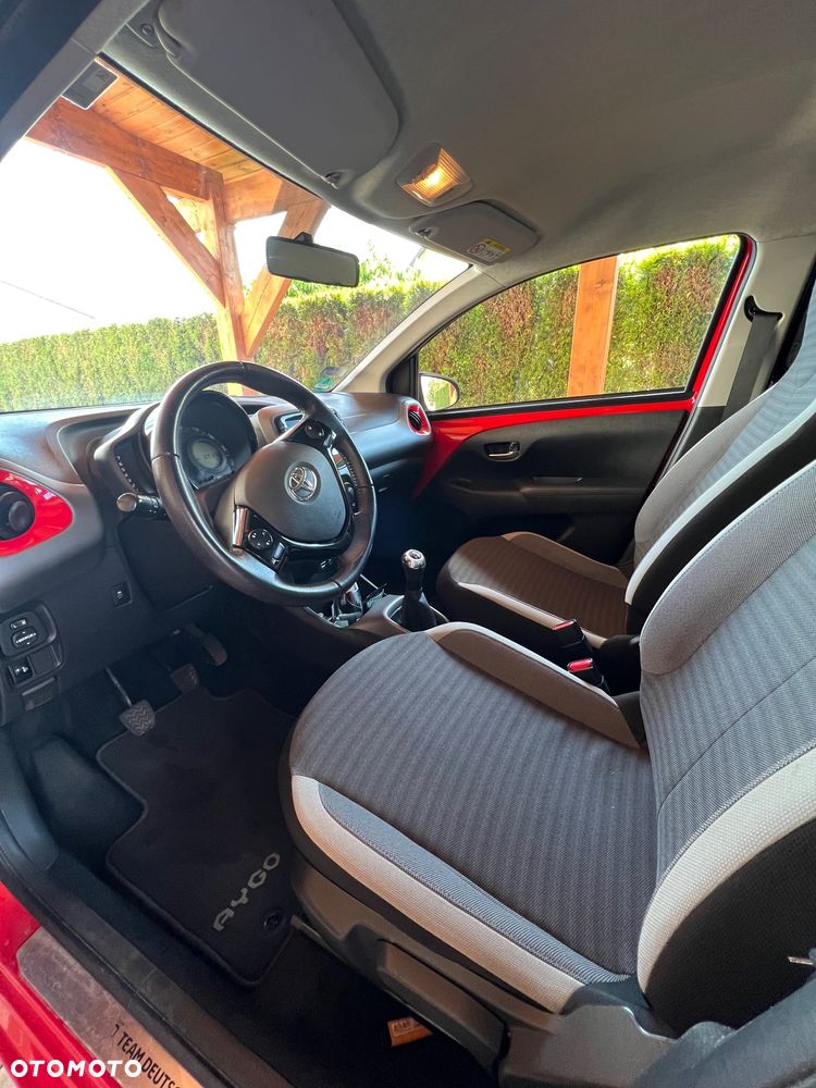 Toyota Aygo 1.0 VVT-i Color Edition - 9