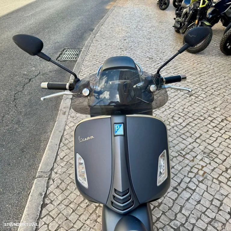 Piaggio Vespa GTS 300 - 9