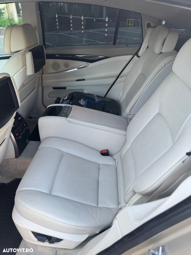 BMW Seria 5 535i xDrive Aut. - 10
