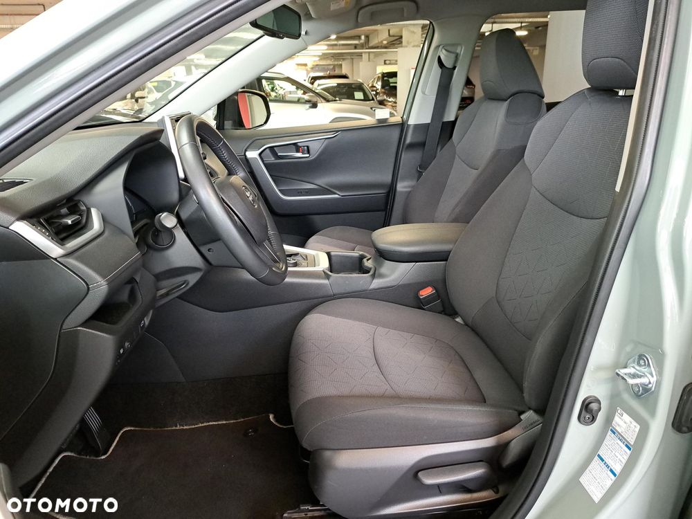 Toyota RAV4 - 27