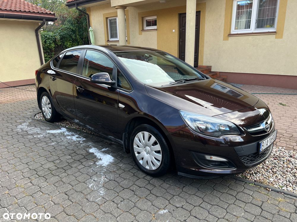 Opel Astra - 4