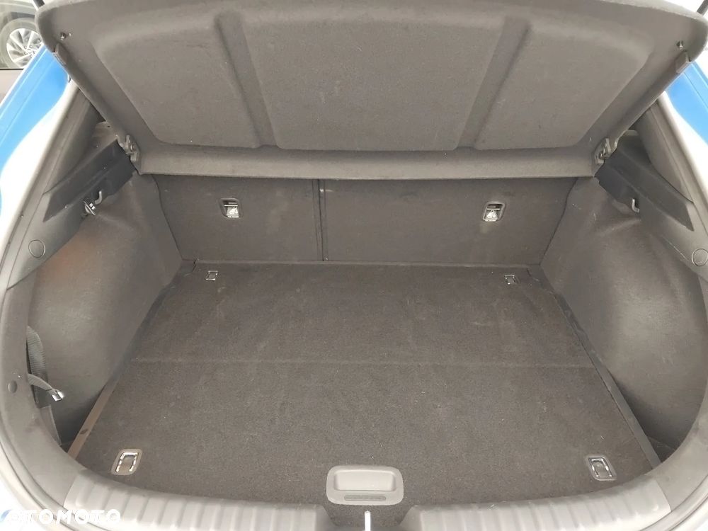 Kia XCeed 1.5 T-GDI M DCT - 24