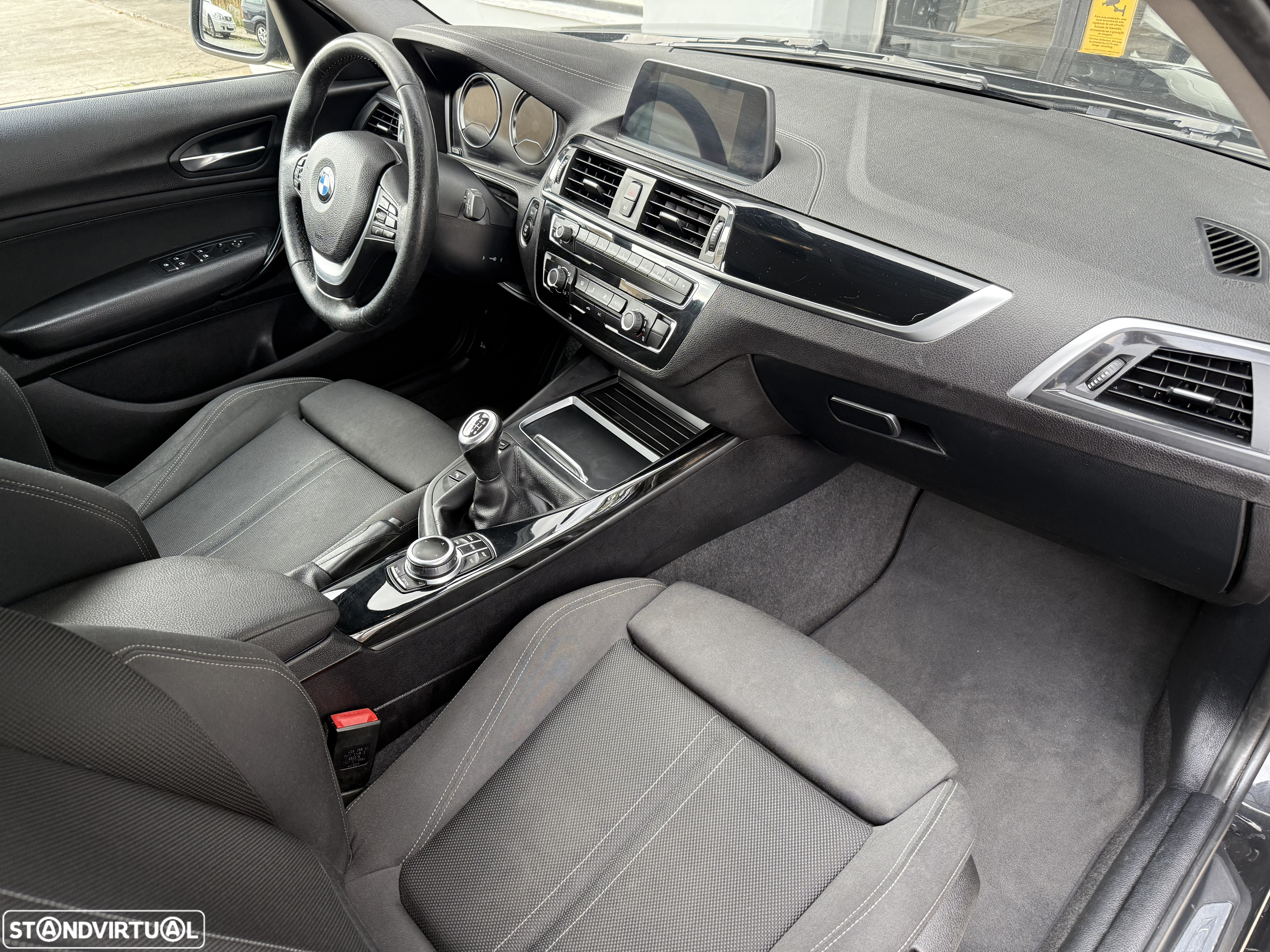 BMW 116 d Line Sport - 16