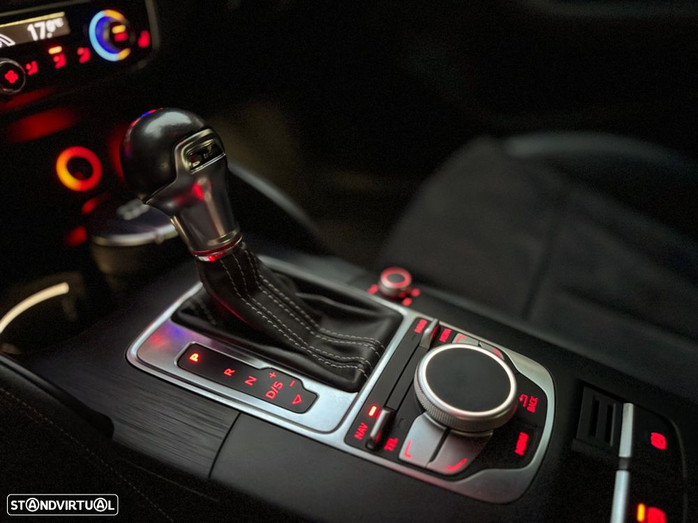 Audi S3 Sportback 2.0 TFSi quattro S tronic - 48