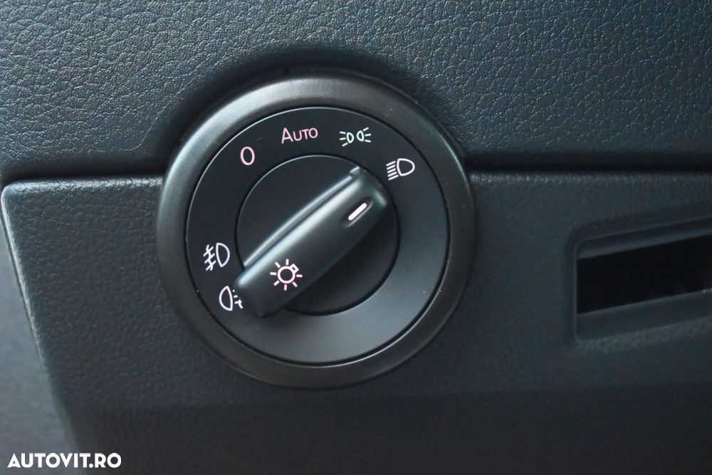 Volkswagen Caravelle 2.0 TDI 110 kW LR Comfortline - 36