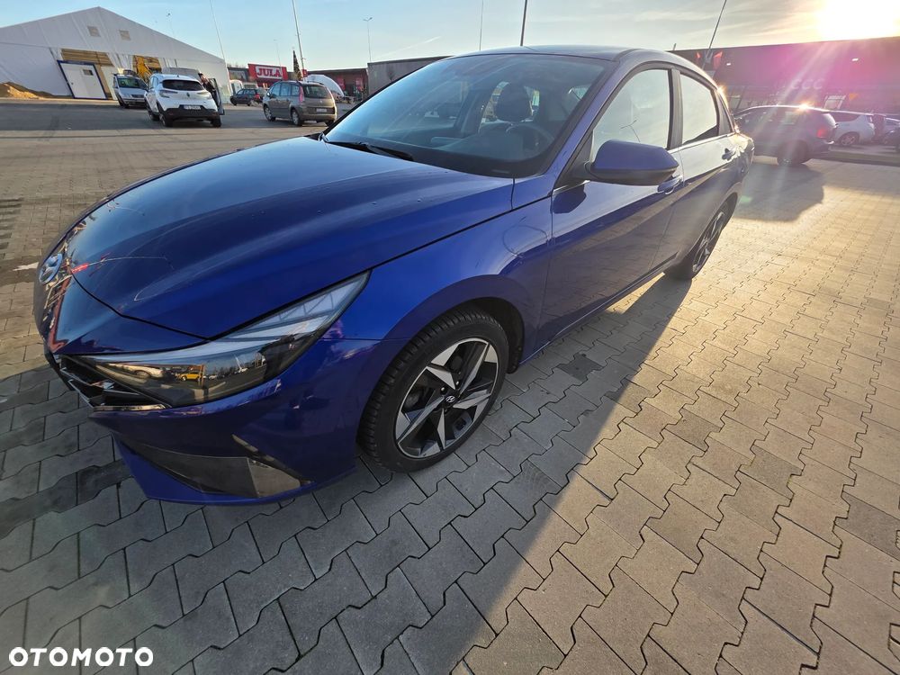 Hyundai Elantra 1.6 Executive - 8
