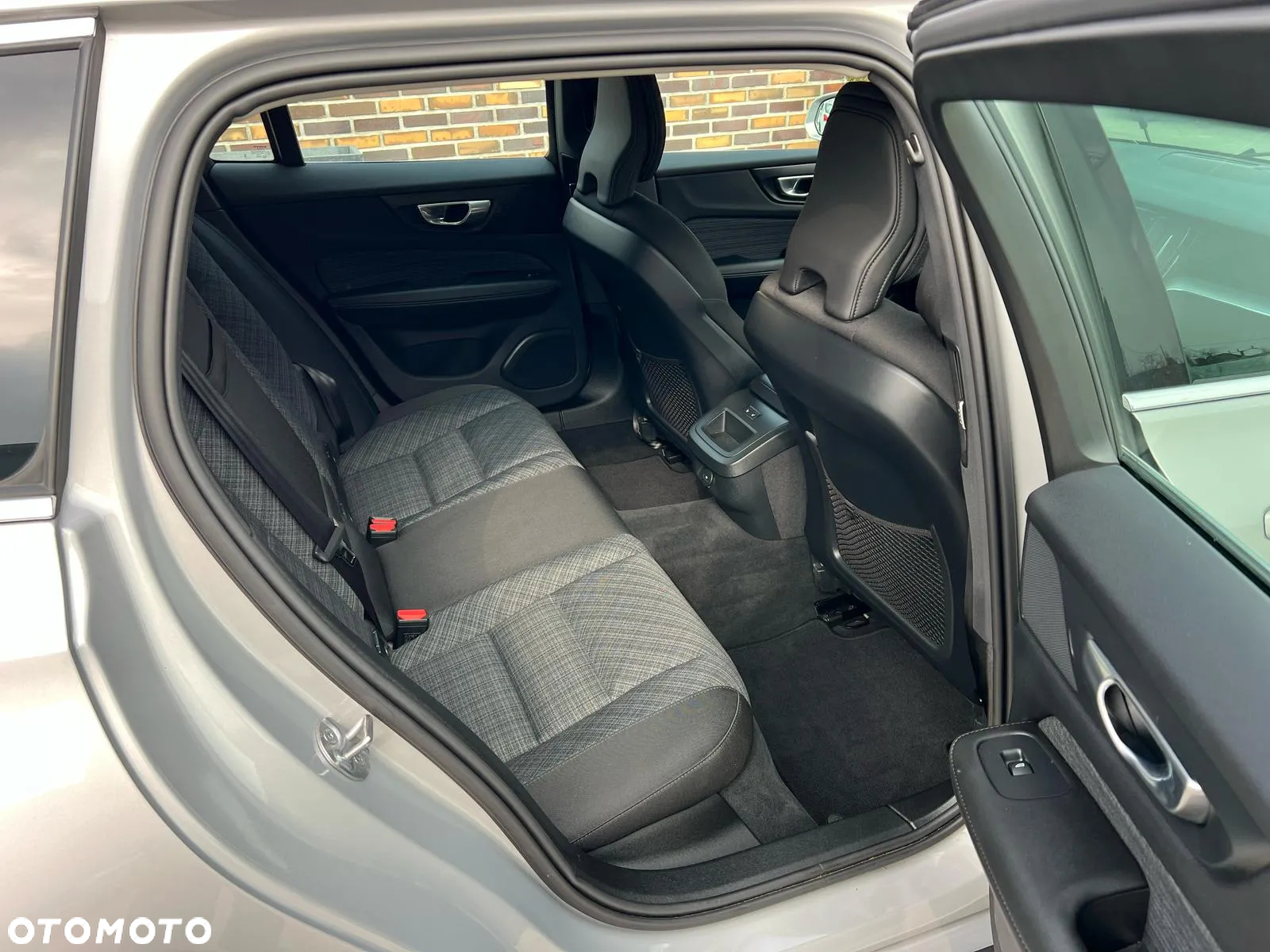 Volvo V60 B3 B DKG Core - 13