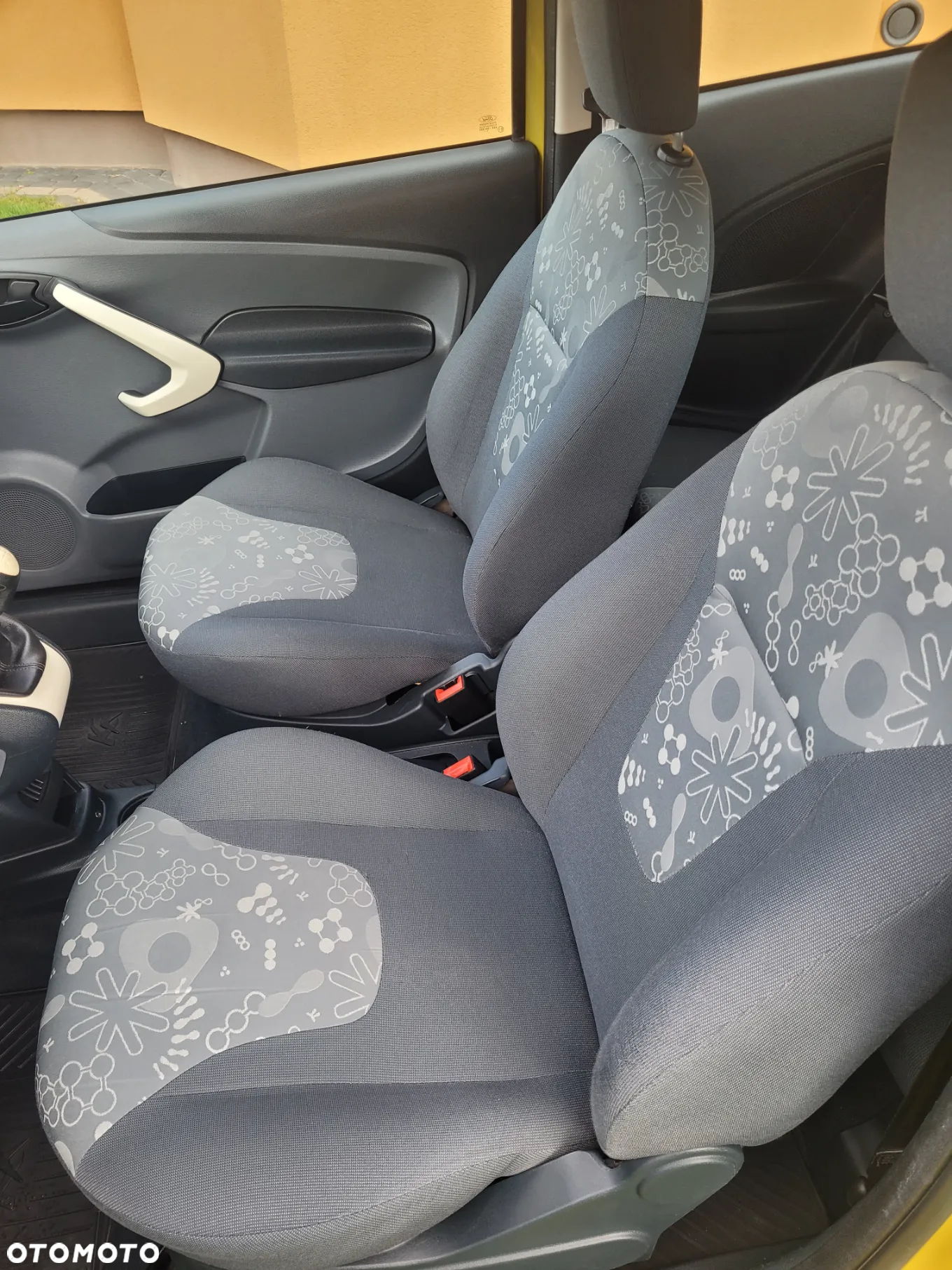 Ford KA 1.2 Digital - 16
