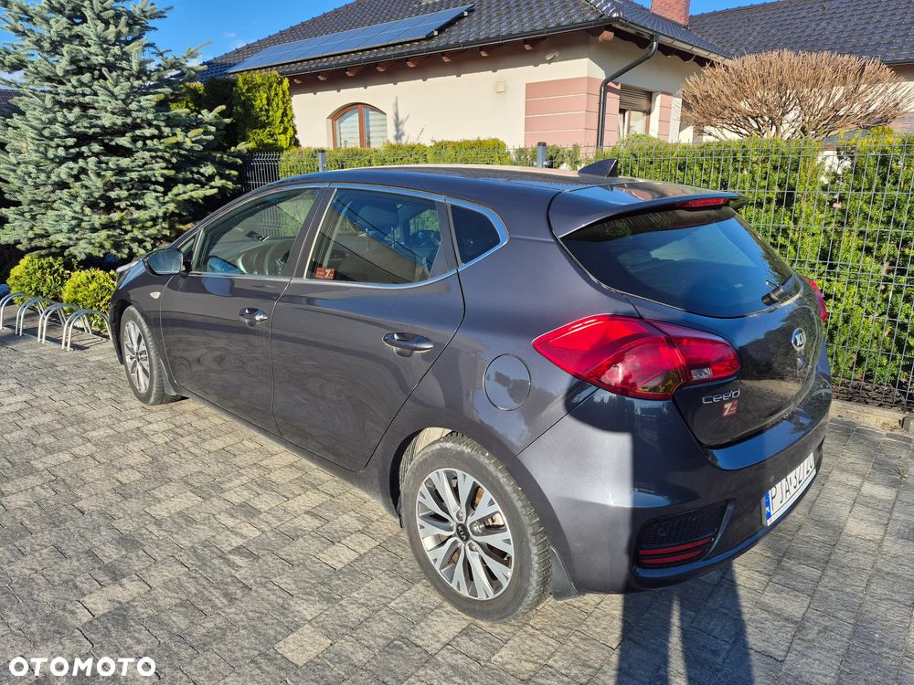 Kia Ceed 1.6 GDI L Business Line DCT - 1