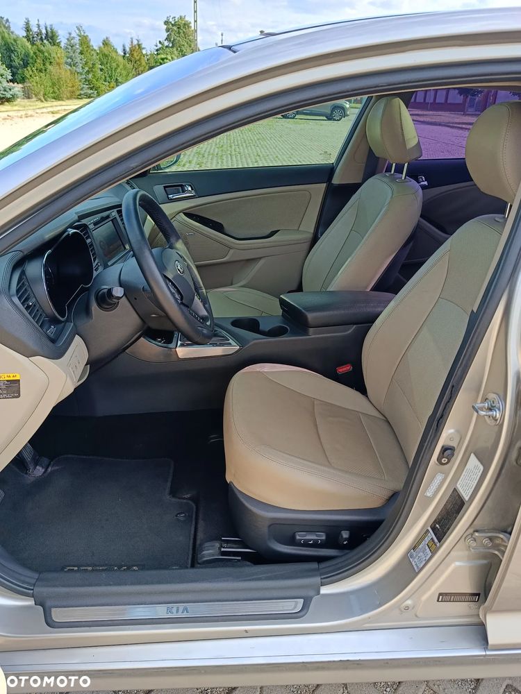 Kia Optima - 7