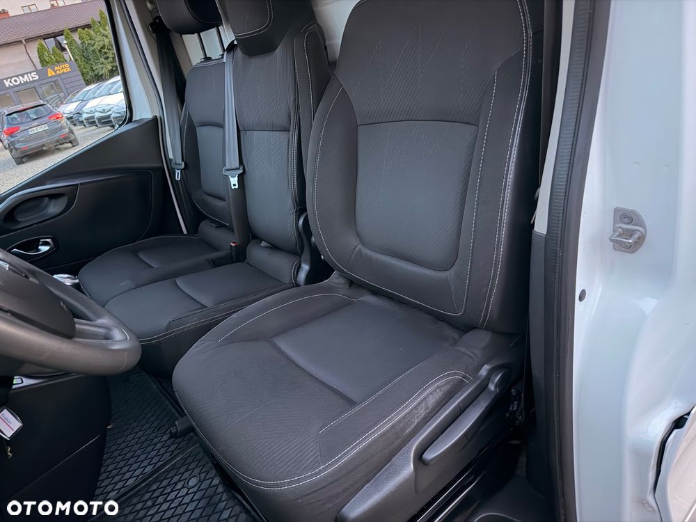 Renault Trafik - 23