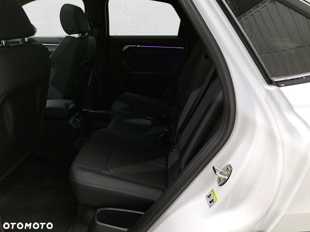 Audi Q3 - 12