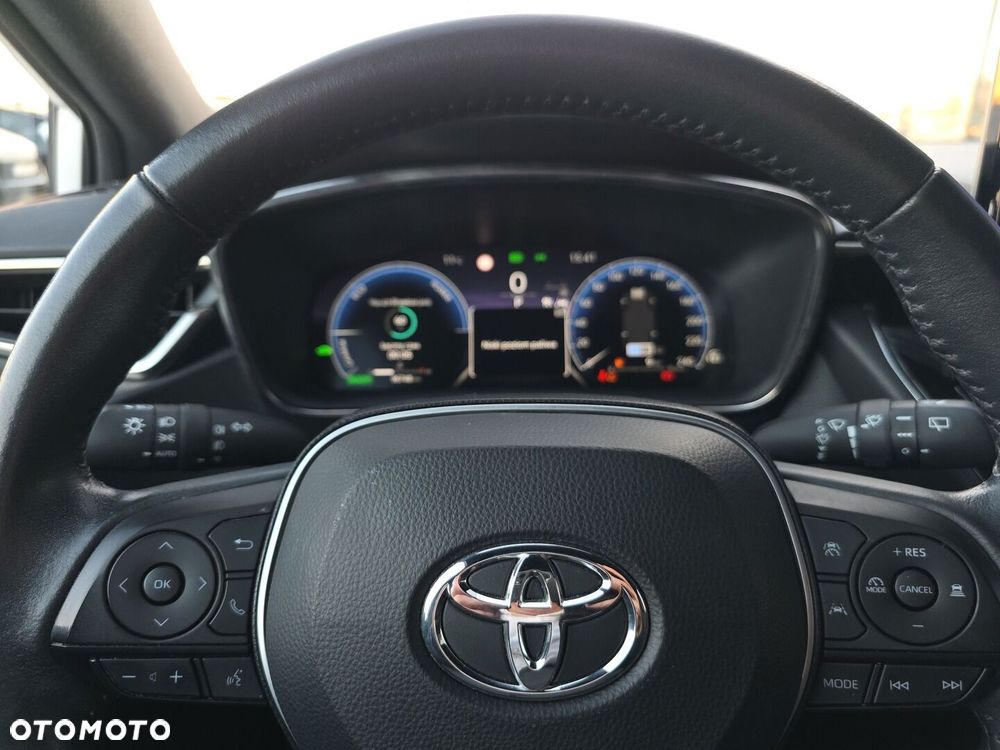 Toyota Corolla 1.8 Hybrid Comfort - 18